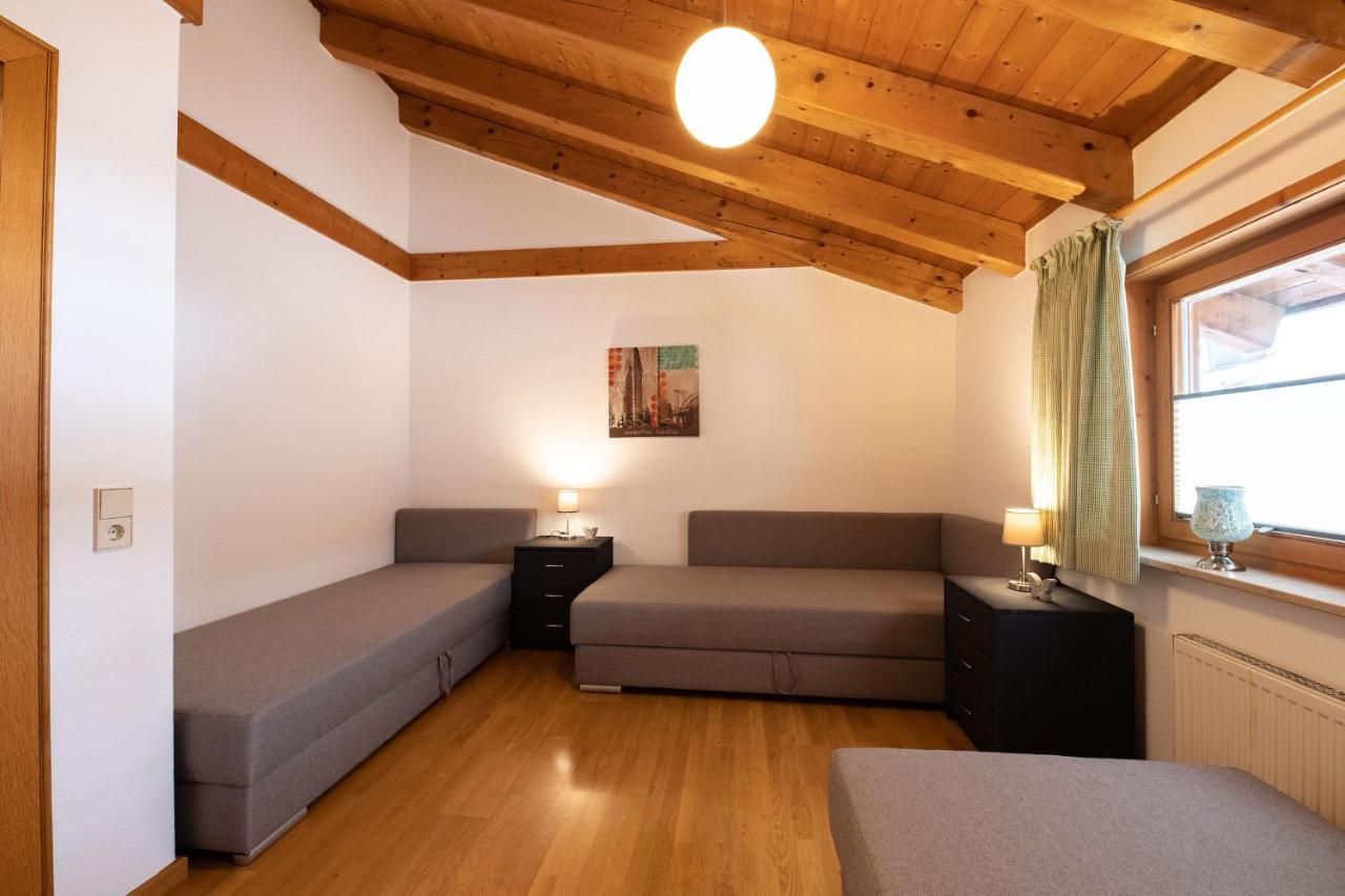 Alpen Chalet Γκάρμις-Παρτενκίρχεν Εξωτερικό φωτογραφία