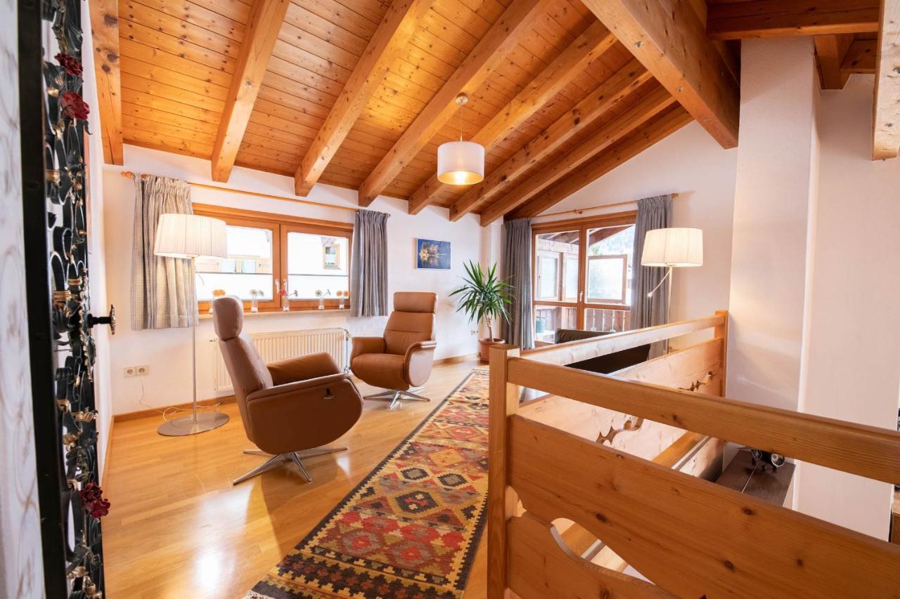 Alpen Chalet Γκάρμις-Παρτενκίρχεν Εξωτερικό φωτογραφία