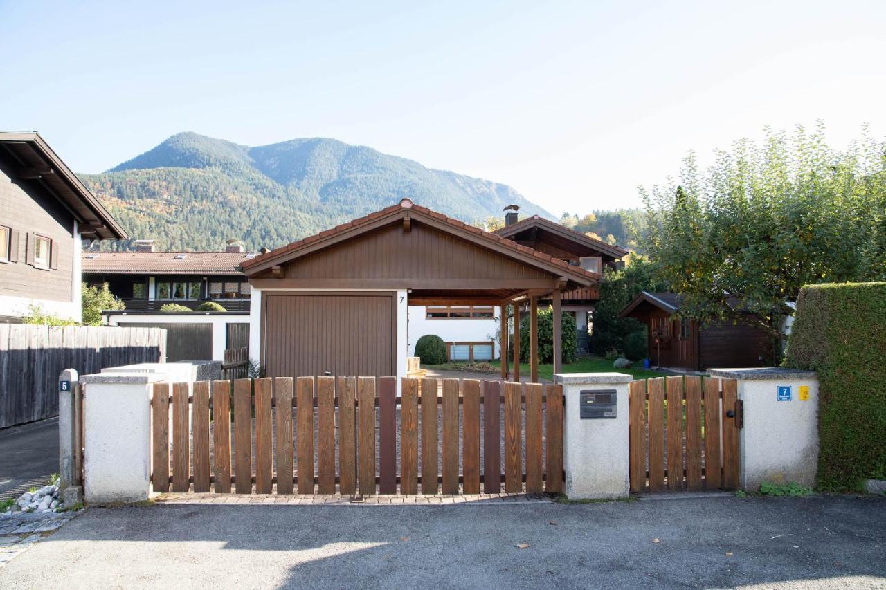 Alpen Chalet Γκάρμις-Παρτενκίρχεν Εξωτερικό φωτογραφία